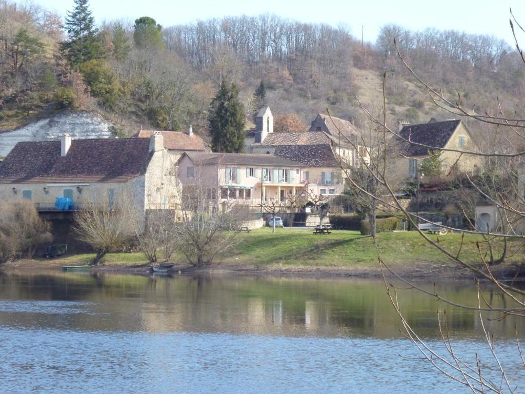 Hotel-Restaurant Cote Rivage バッドフォル・シュル・ドルドーニュ エクステリア 写真